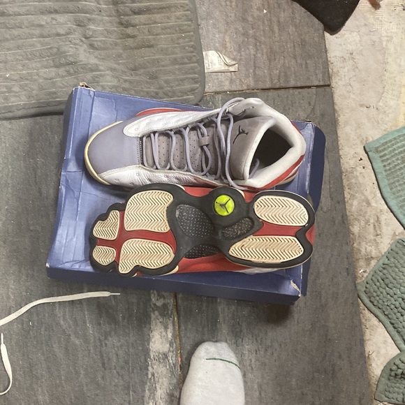 Michael Jordan’s retro 13 grey toe - Picture 4 of 4